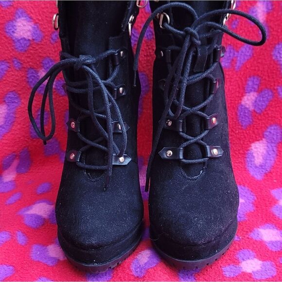 Shoe Dazzle Max heeled boots - Picture 4 of 5